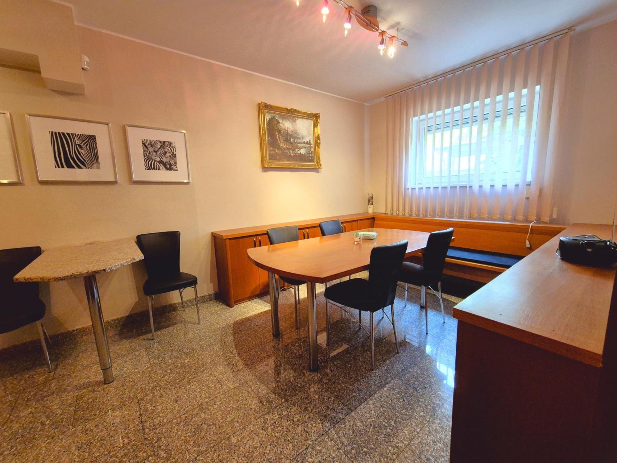 Zen Zone Hostel Братислава Екстер'єр фото