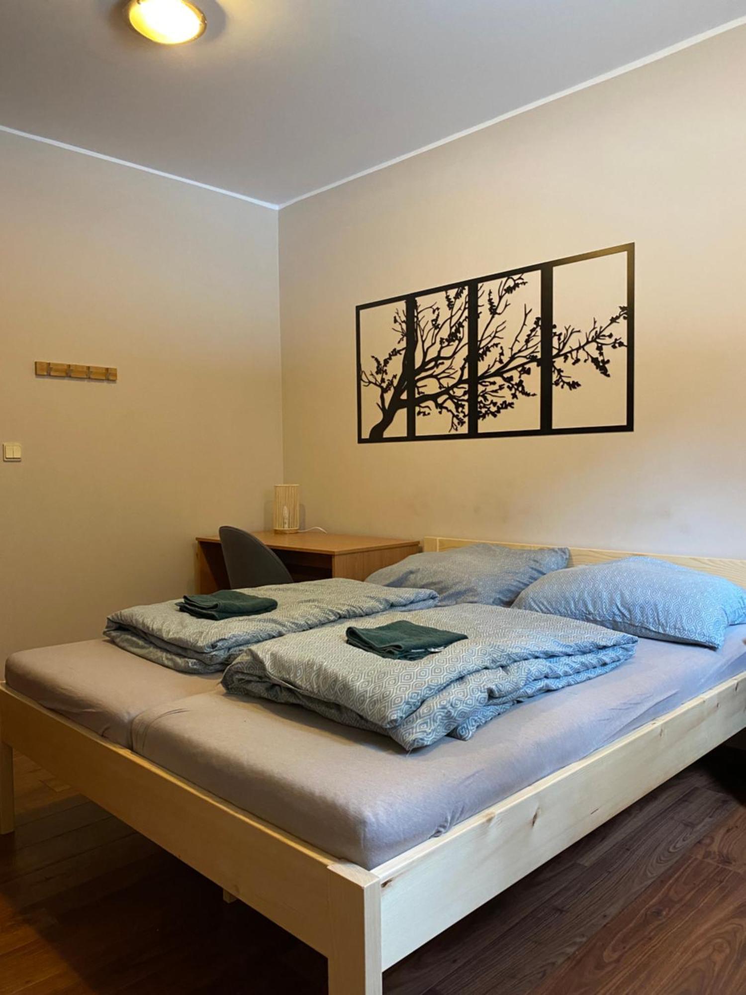 Zen Zone Hostel Братислава Екстер'єр фото
